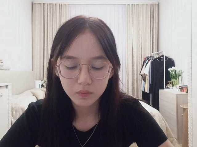 MyrleHenggeler live cam on BongaCams