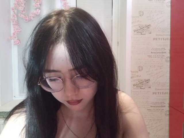 MyrleHenggeler live cam on BongaCams