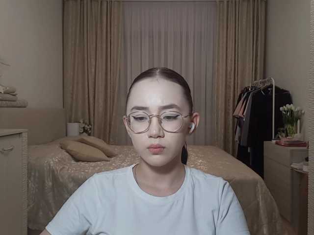 MyrleHenggeler live cam on BongaCams