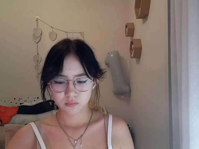MyrleHenggeler live cam on BongaCams