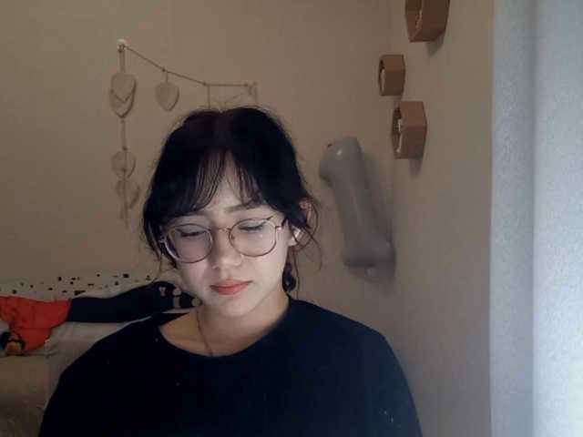 MyrleHenggeler live cam on BongaCams