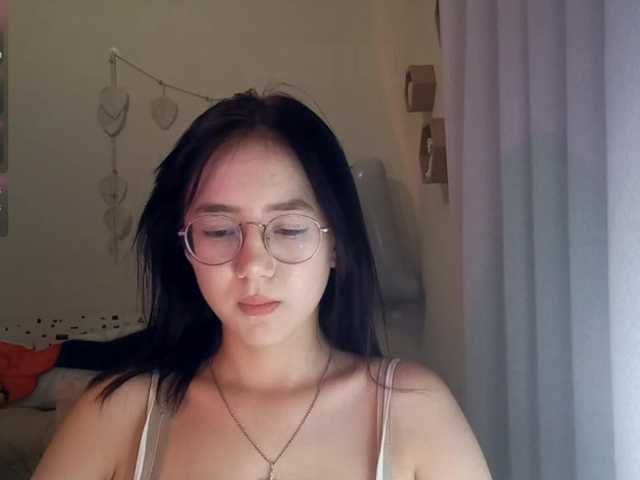 MyrleHenggeler live cam on BongaCams