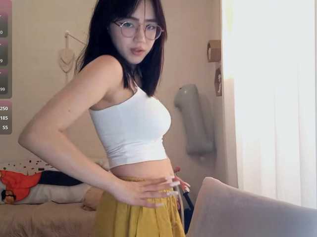 MyrleHenggeler live cam on BongaCams
