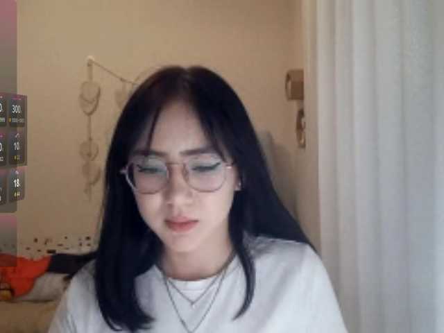 MyrleHenggeler live cam on BongaCams