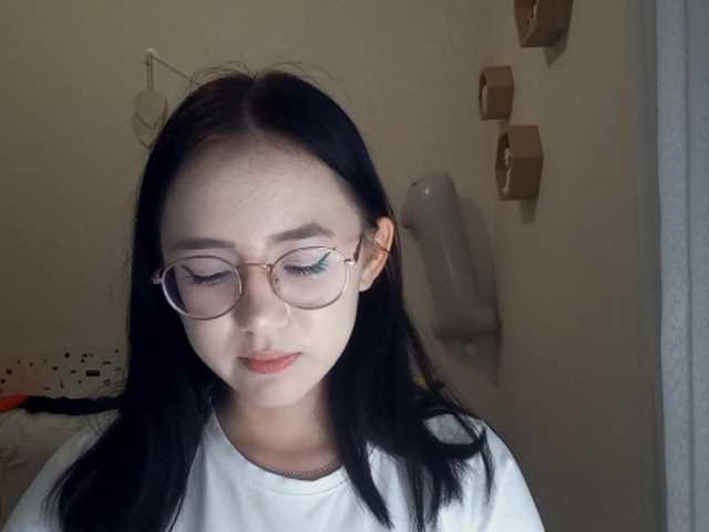 MyrleHenggeler live cam on BongaCams