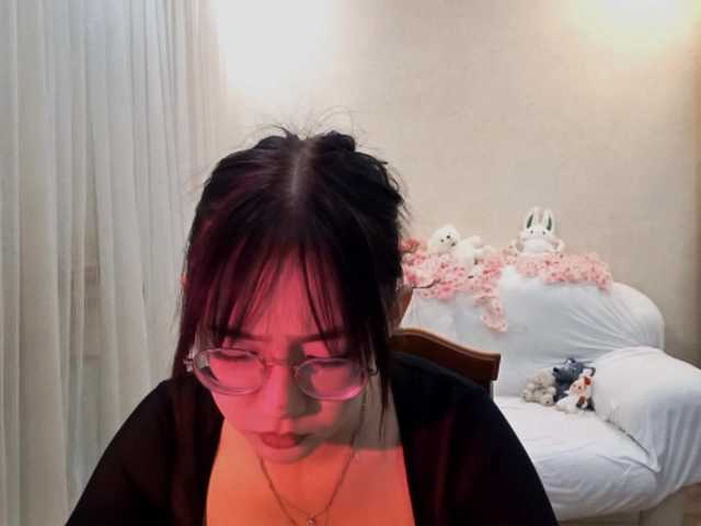 MyrleHenggeler live cam on BongaCams