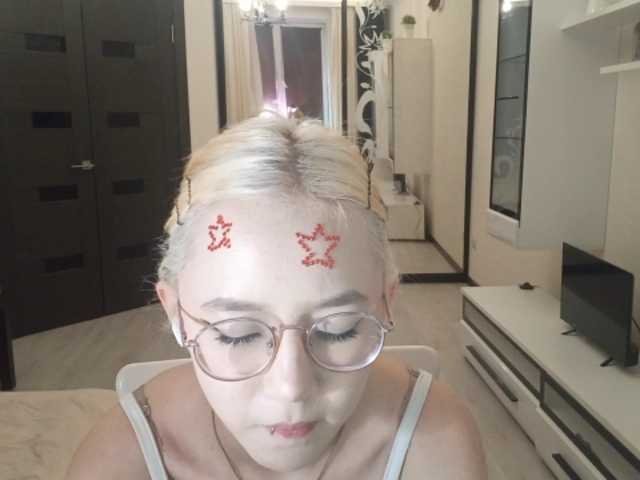 MyrleHenggeler live cam on BongaCams