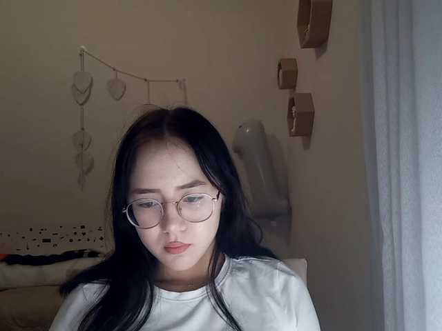 MyrleHenggeler live cam on BongaCams