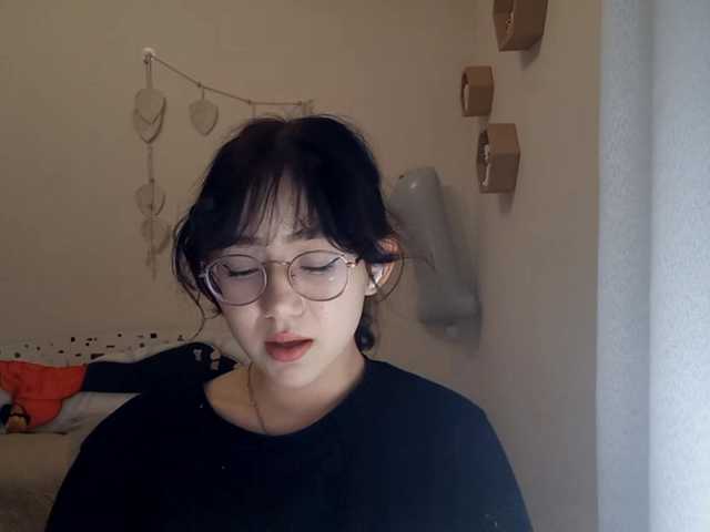 MyrleHenggeler live cam on BongaCams