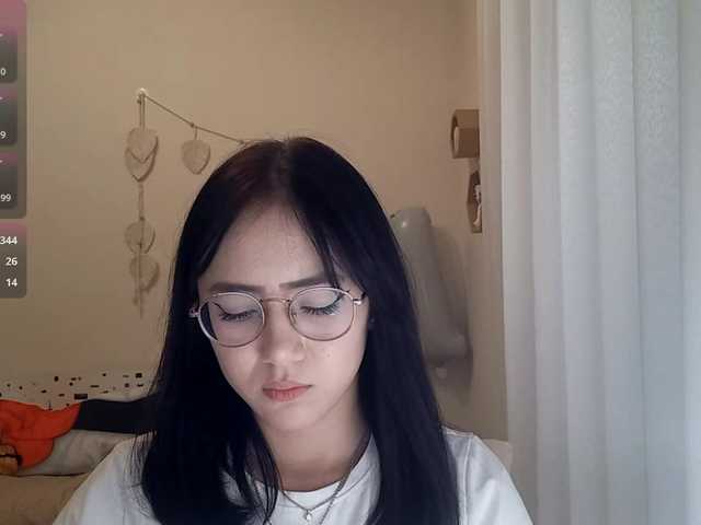 MyrleHenggeler live cam on BongaCams