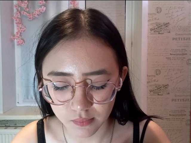 MyrleHenggeler live cam on BongaCams