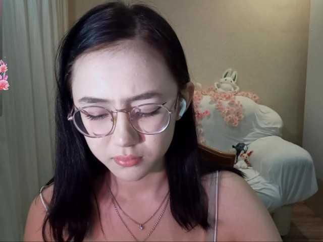 MyrleHenggeler live cam on BongaCams