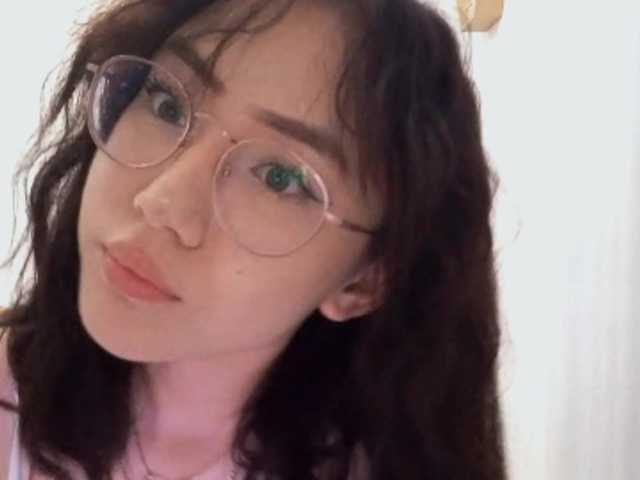 MyrleHenggeler live cam on BongaCams