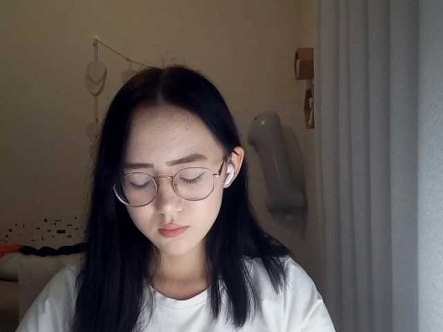 MyrleHenggeler live cam on BongaCams