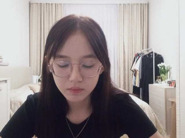 MyrleHenggeler live cam on BongaCams