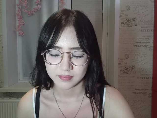 MyrleHenggeler live cam on BongaCams