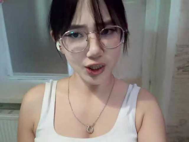 MyrleHenggeler live cam on BongaCams