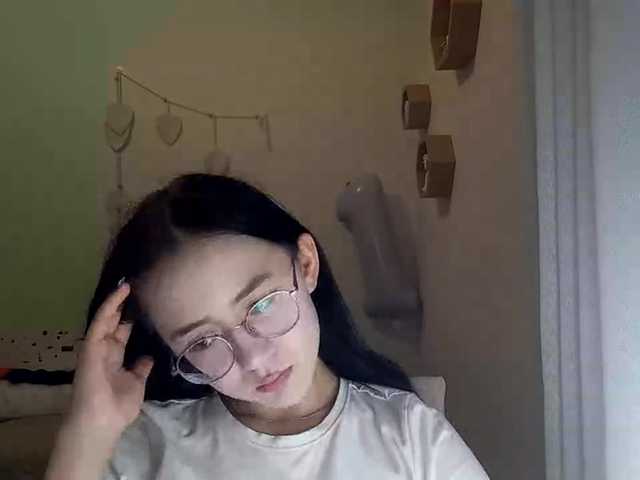 MyrleHenggeler live cam on BongaCams