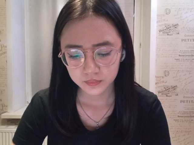 MyrleHenggeler live cam on BongaCams