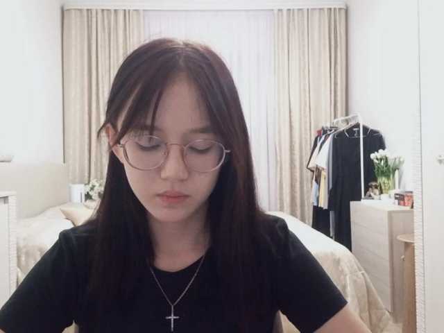 MyrleHenggeler live cam on BongaCams