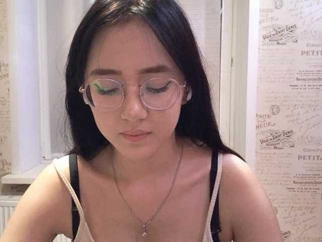 MyrleHenggeler live cam on BongaCams