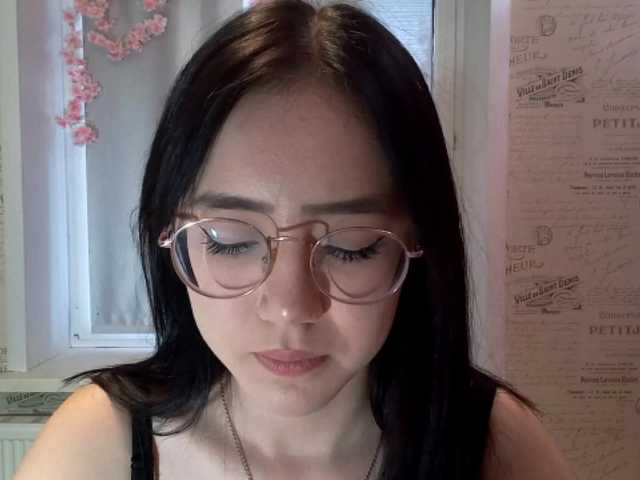MyrleHenggeler live cam on BongaCams