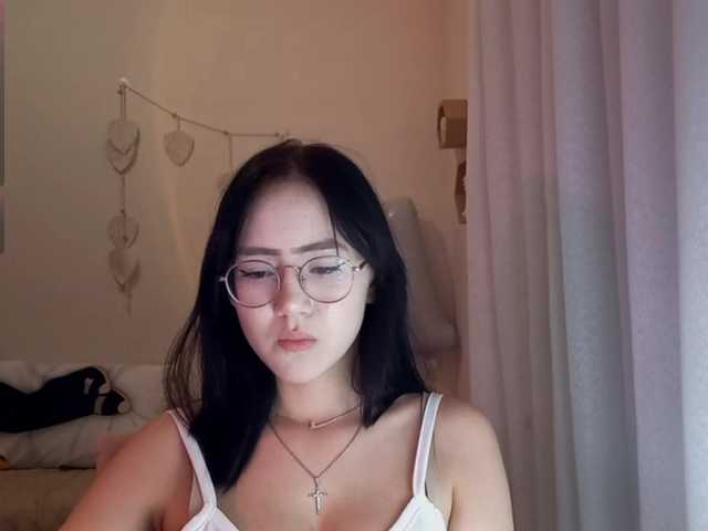 MyrleHenggeler live cam on BongaCams