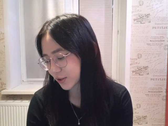 MyrleHenggeler live cam on BongaCams