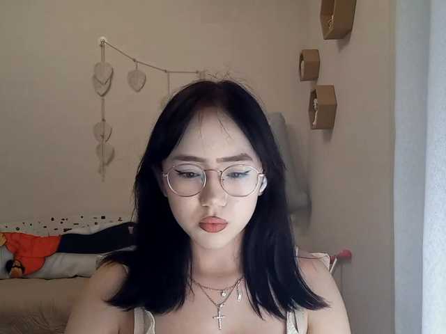 MyrleHenggeler live cam on BongaCams