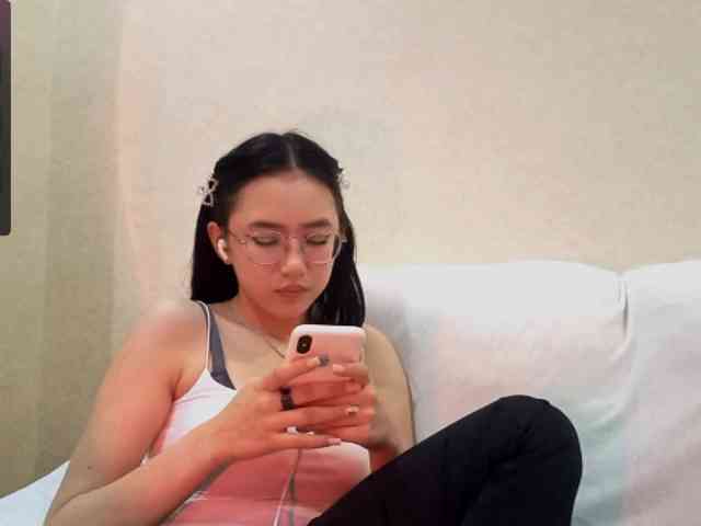 MyrleHenggeler Live Webcam on BongaCams