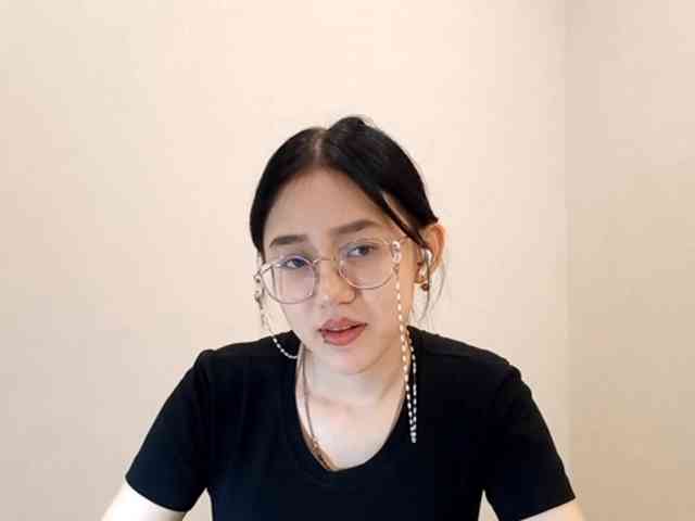 MyrleHenggeler webcam