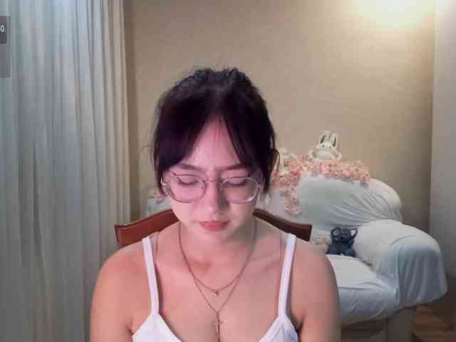 MyrleHenggeler webcam