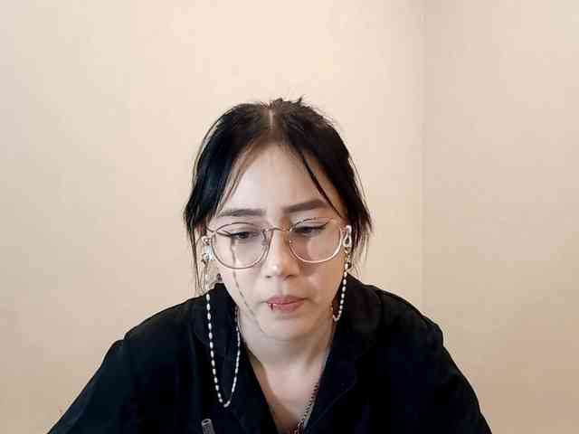 MyrleHenggeler webcam