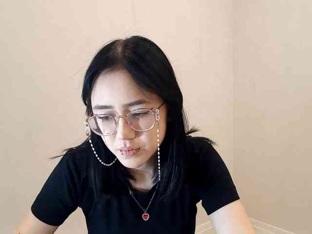 MyrleHenggeler webcam