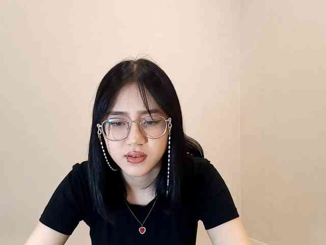 MyrleHenggeler webcam