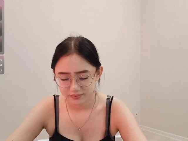 MyrleHenggeler webcam