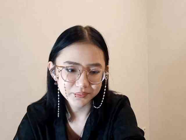 MyrleHenggeler webcam