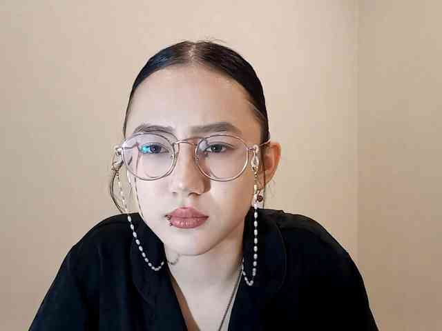 MyrleHenggeler webcam