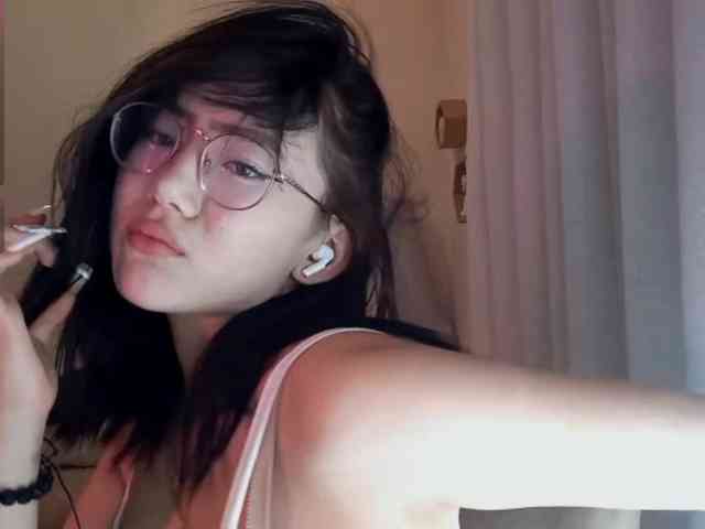 MyrleHenggeler webcam