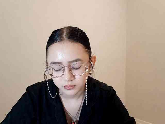 MyrleHenggeler webcam