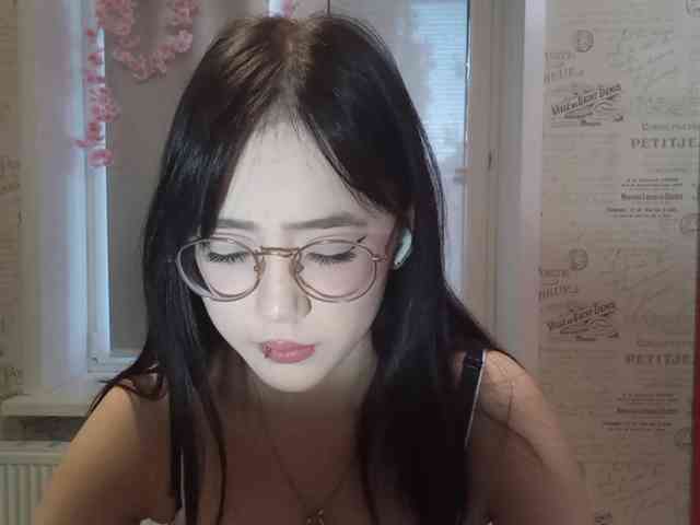 MyrleHenggeler webcam