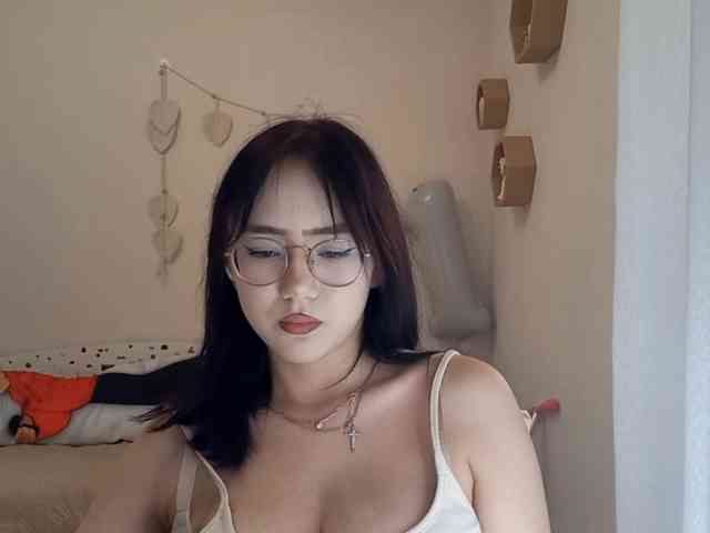 MyrleHenggeler webcam