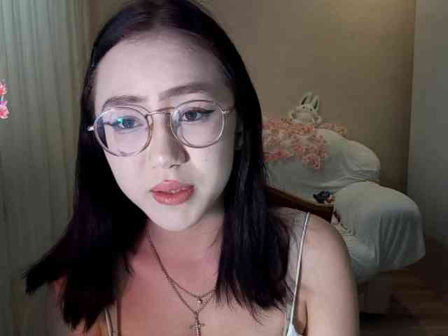 MyrleHenggeler webcam