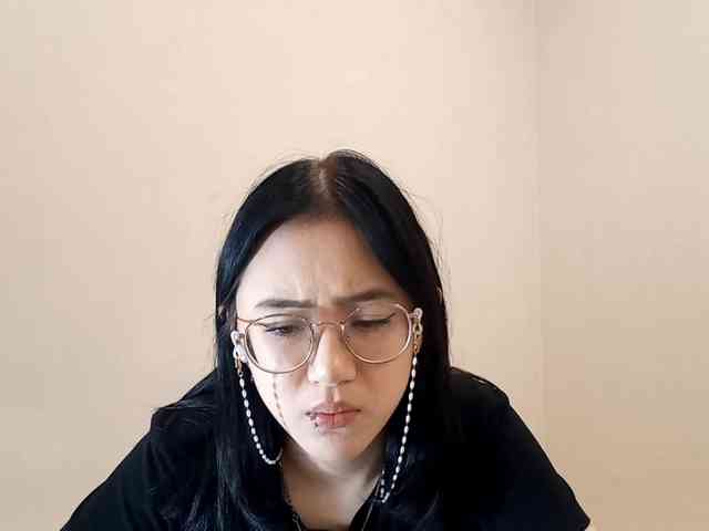 MyrleHenggeler webcam