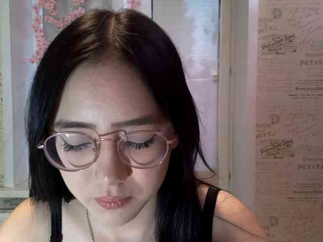 MyrleHenggeler webcam