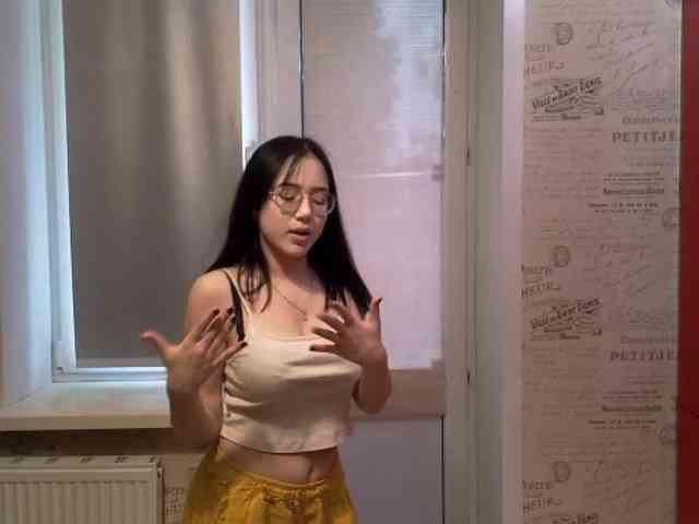MyrleHenggeler webcam