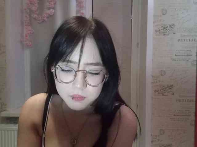 MyrleHenggeler webcam