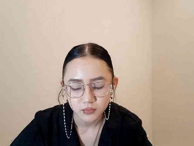 MyrleHenggeler webcam