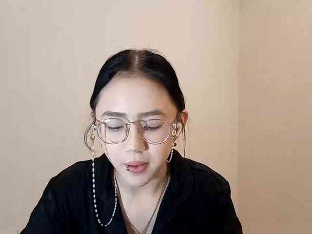 MyrleHenggeler webcam