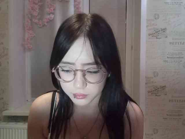 MyrleHenggeler webcam